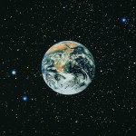 the-earth-seen-from-apollo-17-science-photo-library