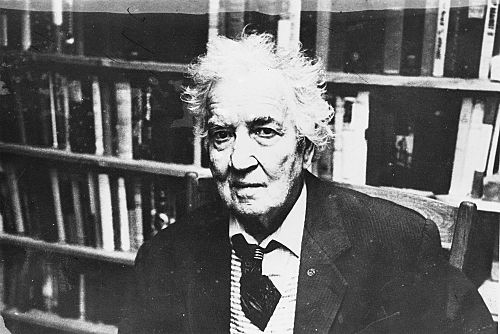 Robert graves poetry essay
