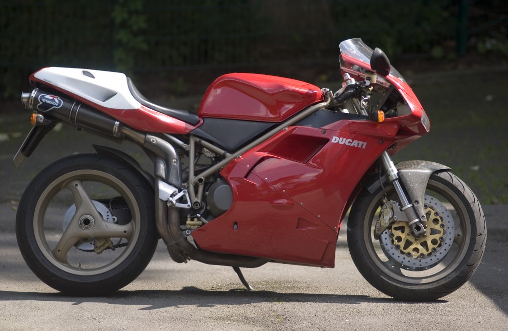 Ducati916SPS_1998_ScuderiaAssindia