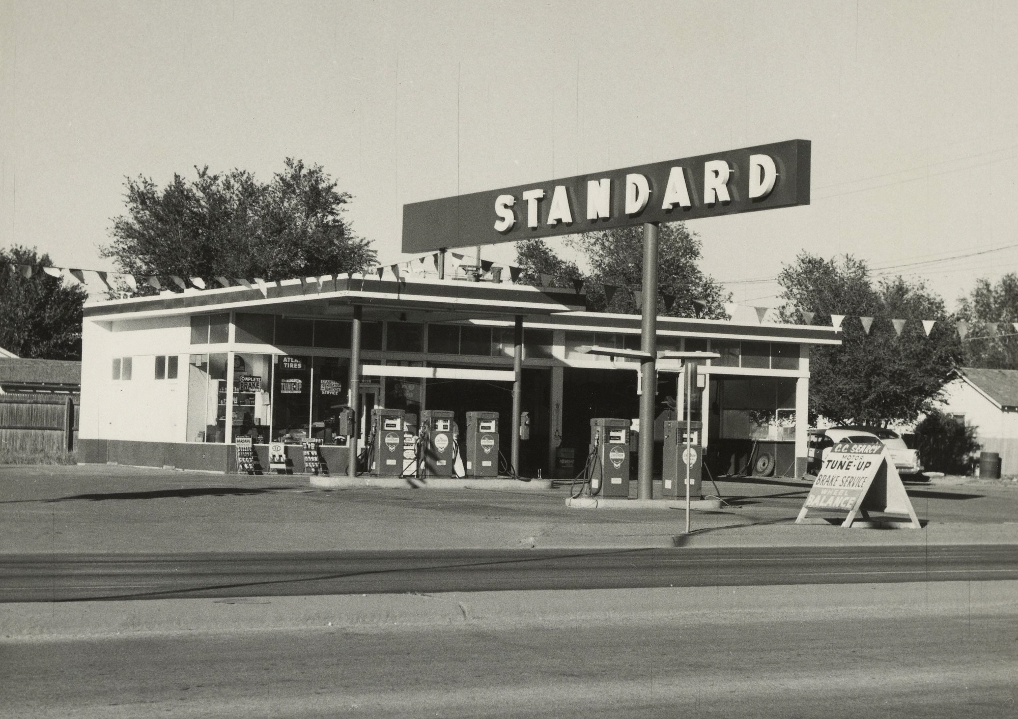 Staff Picks: Aira, Ruscha, Reichl