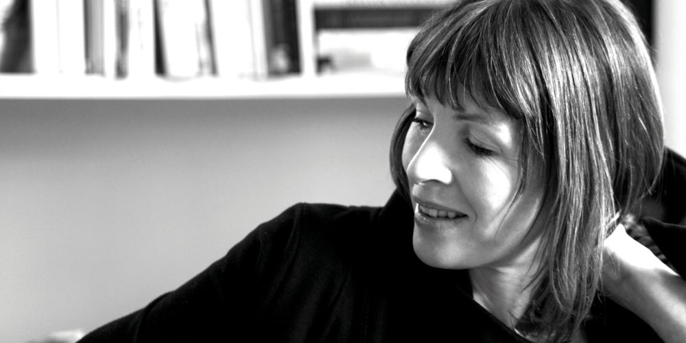 outline trilogy rachel cusk outline trilogy rachel cusk