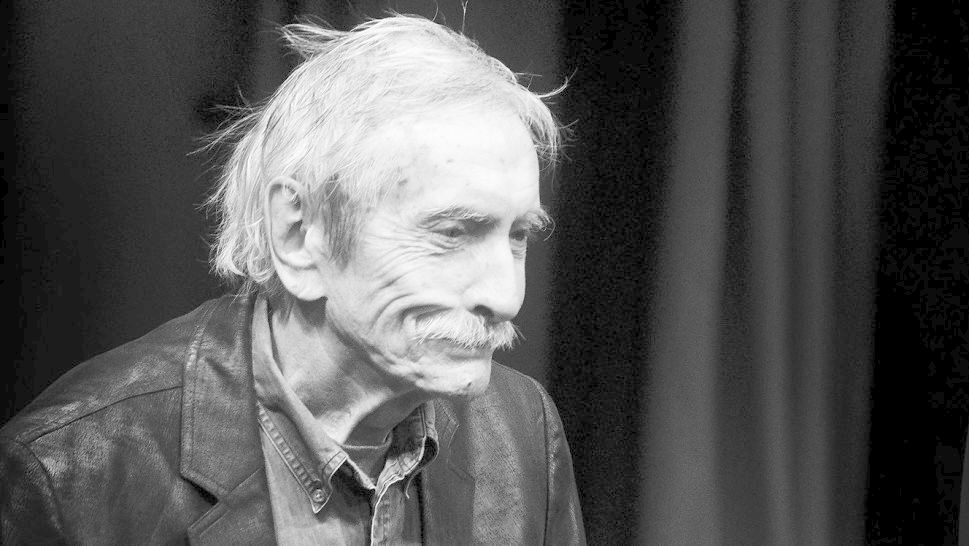 theme of the play the sandbox by edward albee